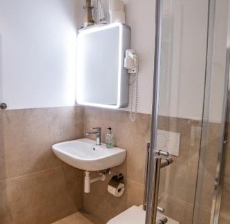 Cham Apartment | Pit Stop Apartments