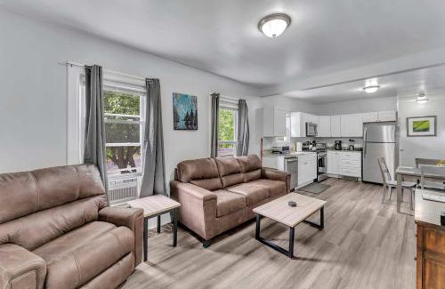 Oneonta Apartment | Pitcher's Paradise Apt 1-All Star Baseball Rentals