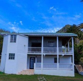 Choiseul Villa | Piton star villa