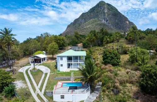 Choiseul Villa | Piton star villa