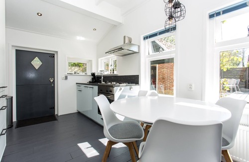 Wierum House | Pitoresk fiskershuske on the Wadden Sea