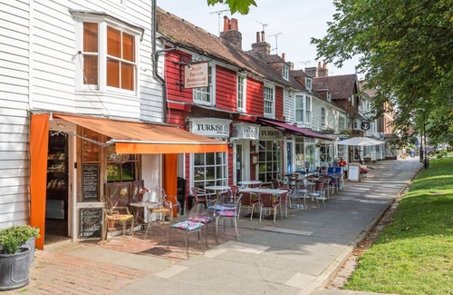 Tenterden Cottage | Pittlesden Cottage – Ideal Location - Tenterden