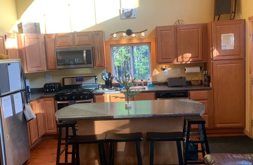 Pittsburg House | Pittsburg Cabin w/Direct ATV & Snowmobiling TrailAccess Hunting & Fishing Mecca