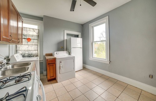 Ross Township Apartment | Pittsburgh Vacation Rental ~ 6 Mi to Downtown!