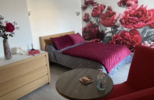 Fralignes House | Pivoine Guest Room. Terrace with view. Breakfast included