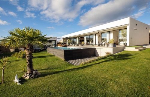 Pastores Villa | Pizpireta Villa Rural. Vivienda vanguardista en plena naturaleza.