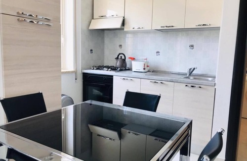 Pizzo Apartment | pizzo beach club two bed apartments 41f