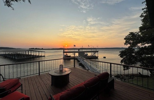 Graford House | PK "Lake Life" - 7 miles from Rocker B