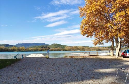 Banyoles Apartment | Plaça Major 17 2n 2a Apartament al centre de Banyoles