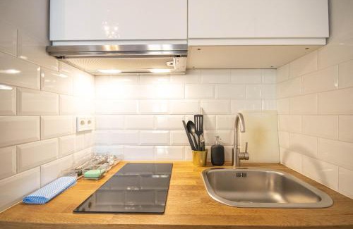 gmina Parzeczew Apartment | Plac Matejki Apartments by Noah