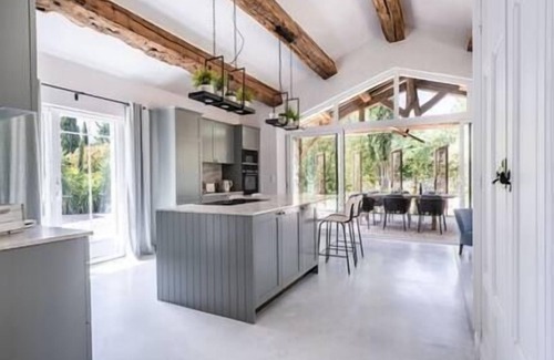 Aubussargues House | Place aux Herbes