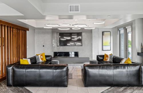 Waller Creek District Hotel | Placemakr Downtown Austin
