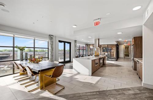 Waller Creek District Hotel | Placemakr Downtown Austin