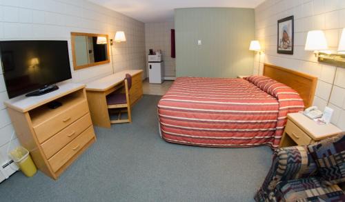 Brooks Hotel | Plains Motel