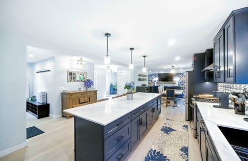 Dennis House | Plaisir D’Amour - The Pleasure of Love