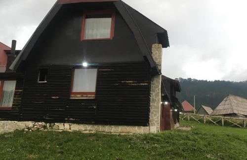 Montenegro House | Planinarski dom kula avdović