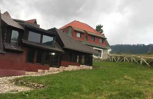 Montenegro House | Planinarski dom kula avdović