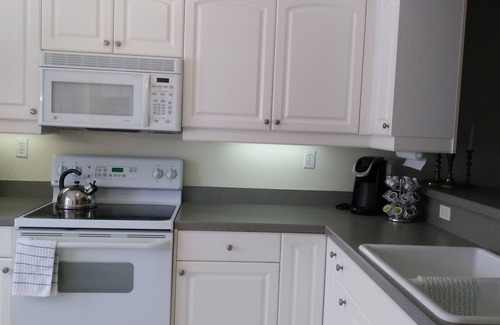 Plantation Condo | PLANTATION GOLF CLUB -UPSCALE, GROUND FLOOR CONDO WITH LAKE VIEW