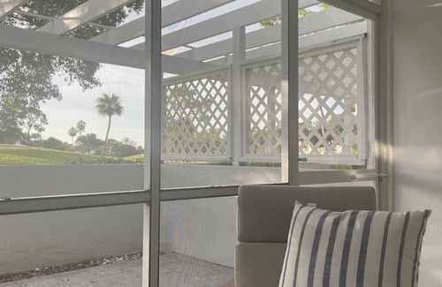 Plantation Condo | Plantation Golf & Country Club - Beautiful Remodeled Condo with Club Membership