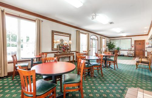 Millington Hotel | Plantation Oaks