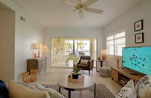 Seven Mile Beach House | Plantation Village #20 Condo