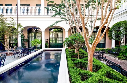 Charleston Historic District Hotel | Planter Inn’s Deluxe Dream: Double Queen Rooms, 2 Rooms, Picturesque Area