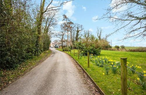 Mynydd Isa Hotel | Plas Bellin Hall