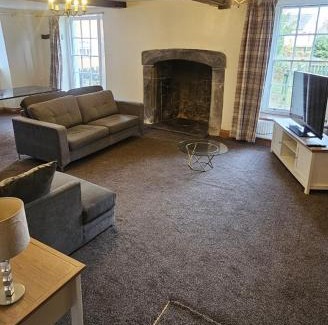 Mynydd Isa Hotel | Plas Bellin Hall