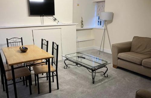 Mynydd Isa Apartment | Plas Bellin Terraced