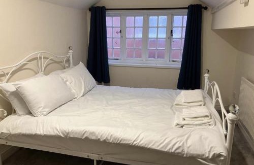 Mynydd Isa Apartment | Plas Bellin Terraced