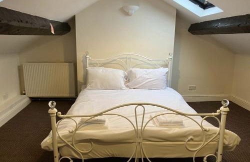 Mynydd Isa Apartment | Plas Bellin Terraced