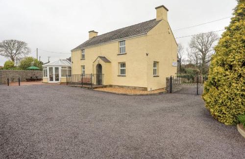 Llanddaniel Fab House | Plas Cefn Mawr