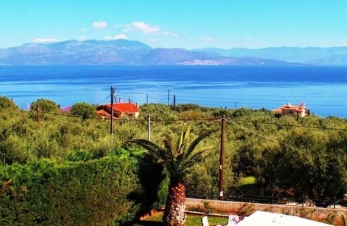 Paralia Porovitsis Villa | Platanos Estate