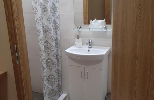 Ujhartyan Bed & Breakfast | Platina Panzió***