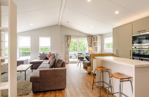Mablethorpe Ski Chalet | Platinum 3 Lodge (Pet)