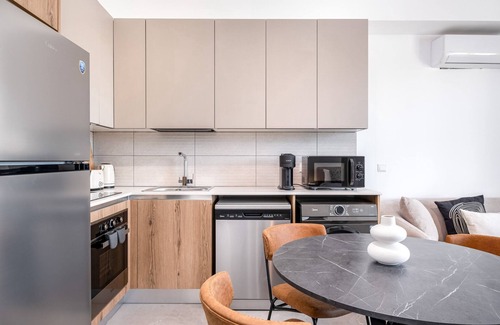 Limassol Apartment | Platinum 77 XI - One Bedroom Apartment, Sleeps 2
