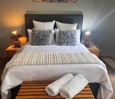 Pretoria House | Platinum Airport Lodge & Guesthouse