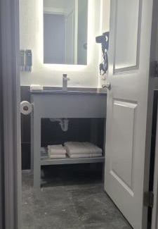 Katy Hotel | Platinum Inn 99 and Morton Ranch