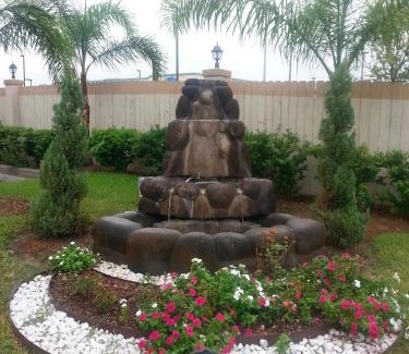 Barker Hotel | Platinum Inn Katy
