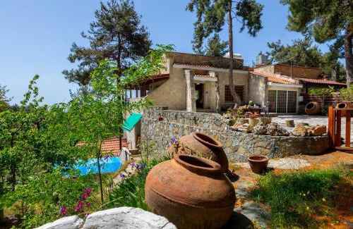 Platres Villa | Platres Forest Panorama Cottage