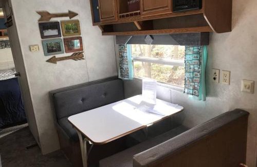 Beulah Apartment | Platte-Camper in Woods w/FirePit & Hot Tub Access