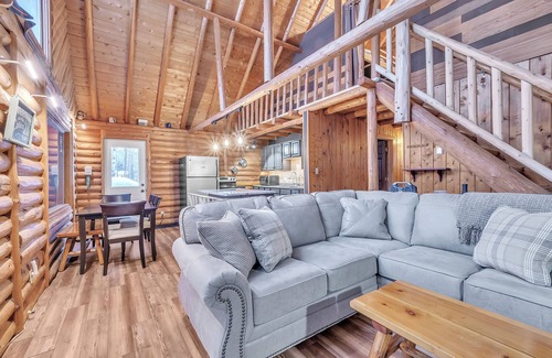 Beulah Cabin | Platte Haven: Golden Leaves & Scenic Trails – The Ultimate Fall Getaway!