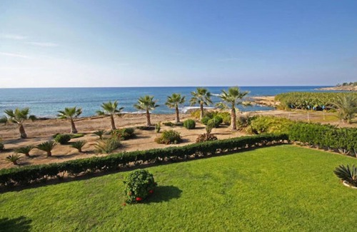 Kissonerga Villa | Platzia Beach Villas