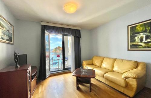 Sveti Stefan Apartment | Plava Vila Beach Apartments Sveti Stefan