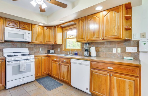 Circleville House | Play, Swim & Unwind: Family Home in Glen Wild!