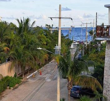 Puerto Juarez Apartment | Playa Blanca - Moro White