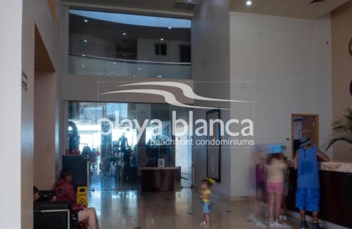 San Carlos House | Playa Blanca Premier Unit 204