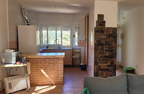 Albalate de Zorita Cottage | Playa de Bolarque. Preciosa Casa con Parcela en la Urbanización Nueva Sierra