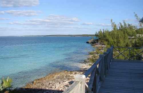South Palmetto Point House | Playa de Papaya, Waterfront Home.