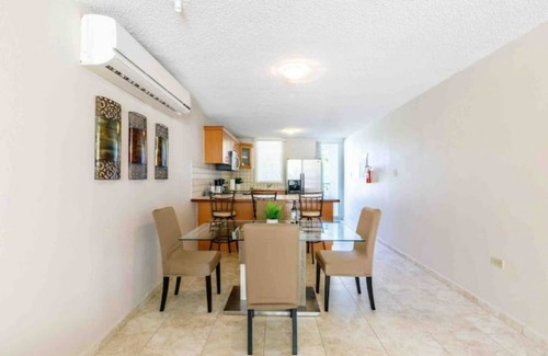 Pole Ojea Apartment | Playa El Combate, Perfect Place Garden Pool front!/Weekly and monthly discount!